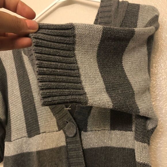 Aeropostale hooded button front cardigan sweater gray striped L/juniors - Picture 8 of 10